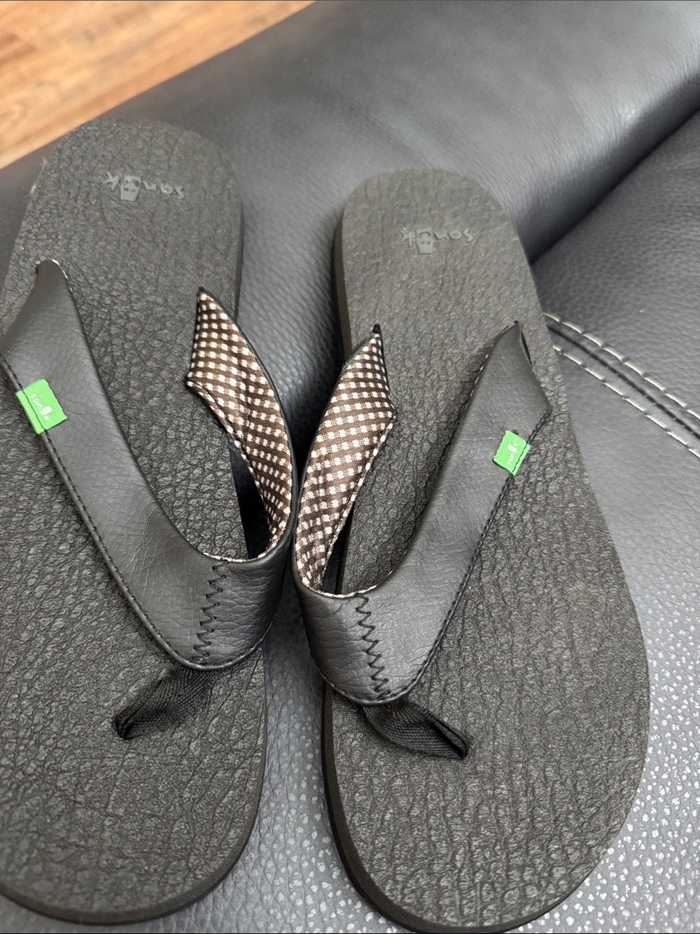 Sanuk Black Flip Flops with Brown Check Strap